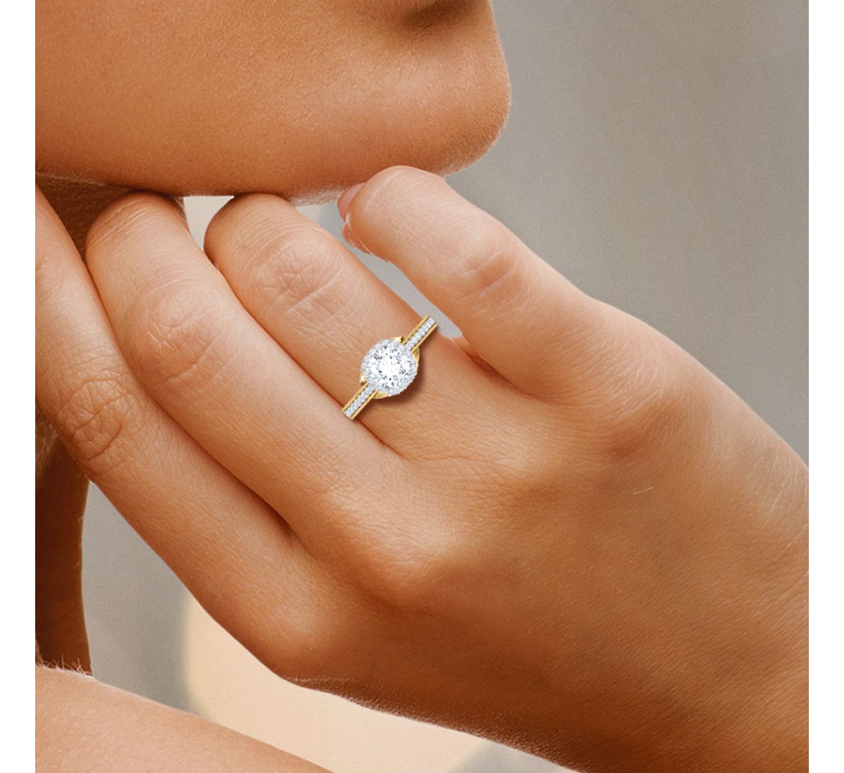 Majestic Queen Solitaire Diamond Ring